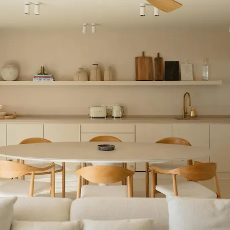 Modern Townhouse With Private Heated Pool Near Cabopino In Artola, בית נופש