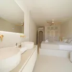 別荘 Modern Townhouse With Private Heated Pool Near Cabopino In Artola,