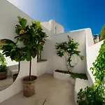 Modern Townhouse With Private Heated Pool Near Cabopino In Artola, * マルベーリャ