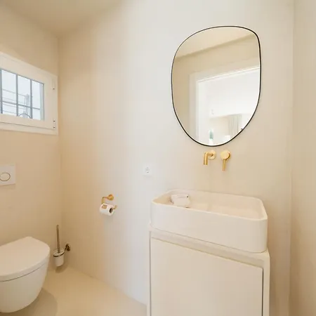 Modern Townhouse With Private Heated Pool Near Cabopino In Artola,