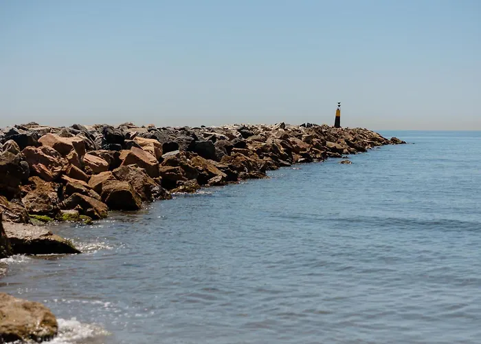 Tatil Evi Modern Townhouse With Private Heated Pool Near Cabopino In Artola, *