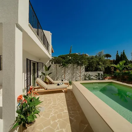 Modern Townhouse With Private Heated Pool Near Cabopino In Artola, Dom wakacyjny
