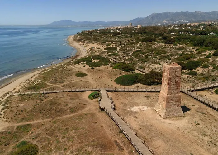 Modern Townhouse With Private Heated Pool Near Cabopino In Artola, Nyaraló *